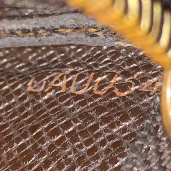 Louis Vuitton key pouch Damier - Picture 4 of 7